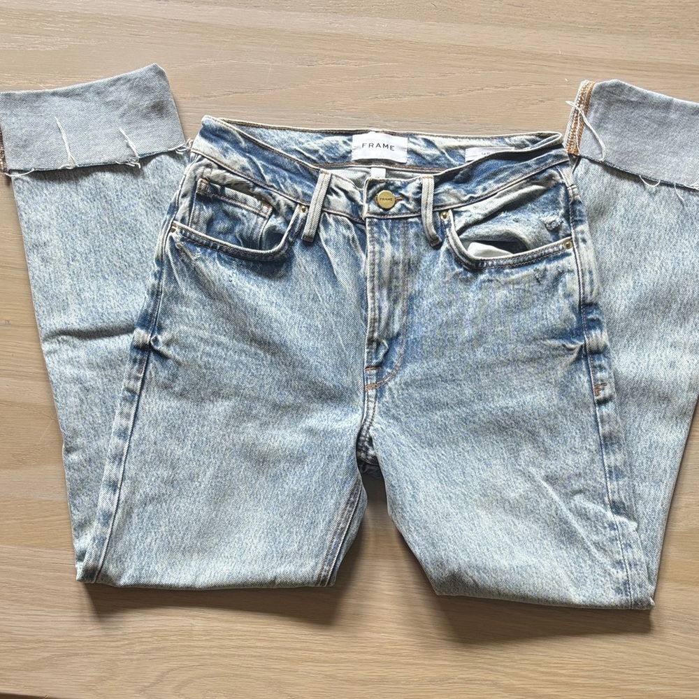 Frame Denim Women's Classic Light Blue Straight Leg Boyfriend Jeans